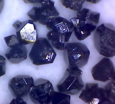 Diamant dopé au boron monocristallin BDD en laboratoire Diamant semi-conducteur