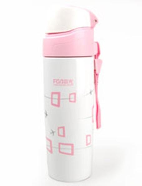 Water bottle for sports or leisure