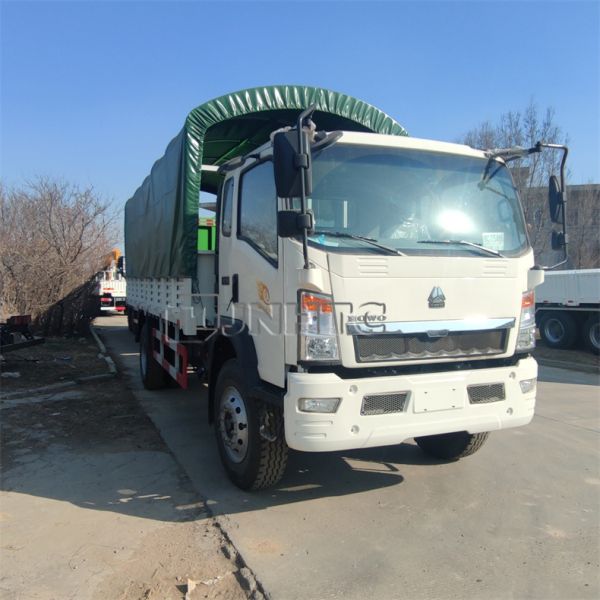 Переход солдата тележки 4X4 6X6 8X8 SINOTRUK HOWO военный с местами