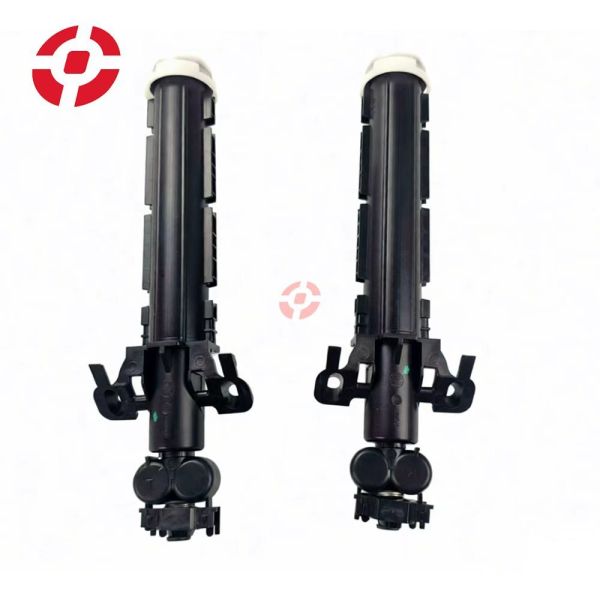 Front headlight cleaning nozzle Headlight water spray jet for Volv o Windshield wiper nozzle 30784344 30784345