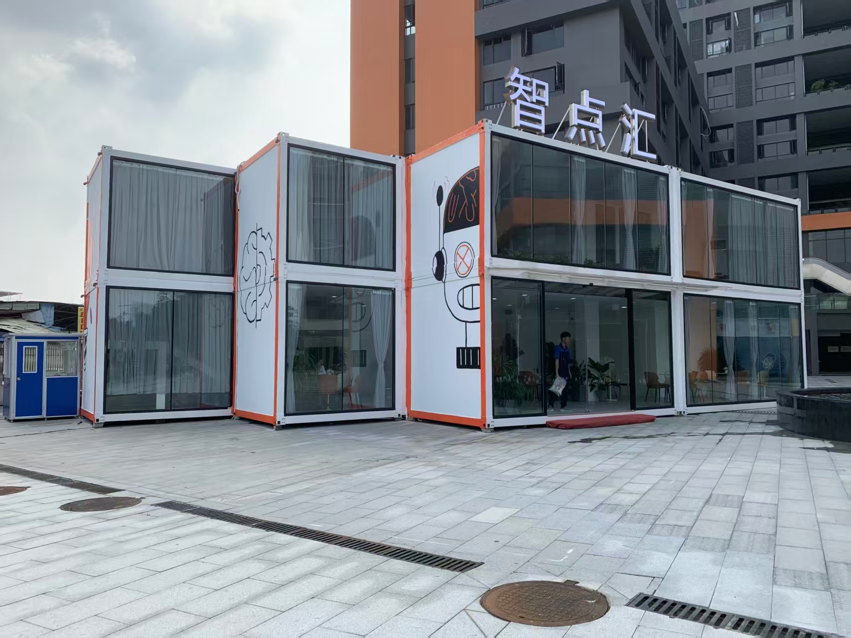 Commercial Container House with Modern Design for Office, Retail Store, Cafe and Portable Business Space Solutions