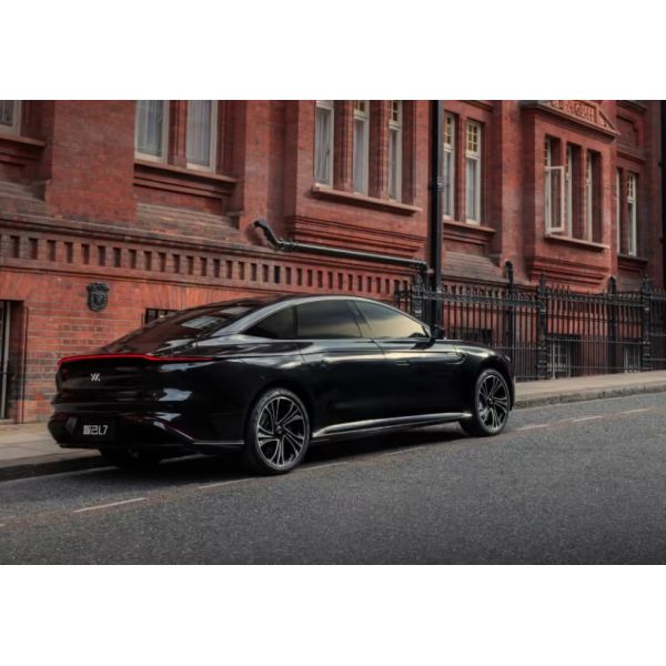 Pure Electric 2024 IM L7 Luxury SUV Electric Sports Car Maximum Speed 200km/h