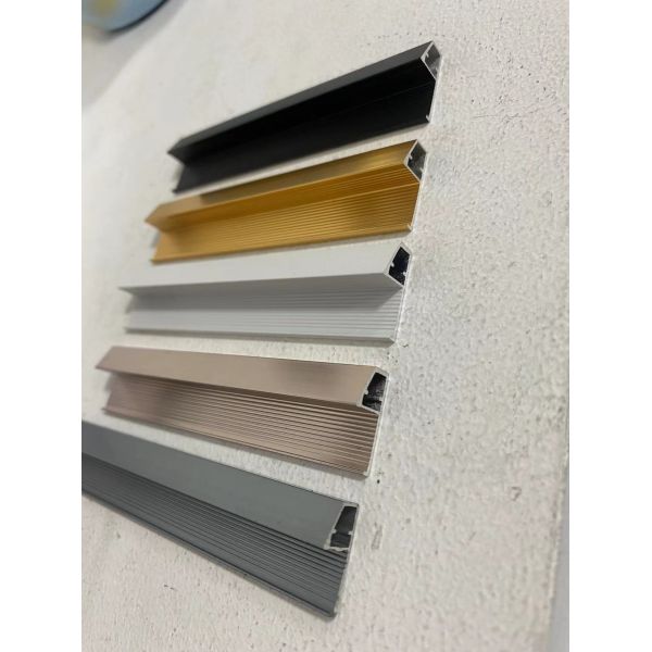 Aluminum Alloy 20cm Photo Frame Profile for Professional and Stylish Frames