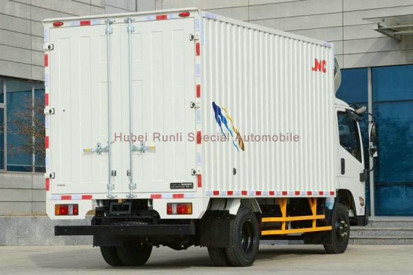 Small Light JMC Carrying Plus JX1044 Container Truck 3Tons 4Tons 5Tons Closed  Body Cargo Truck For Sales