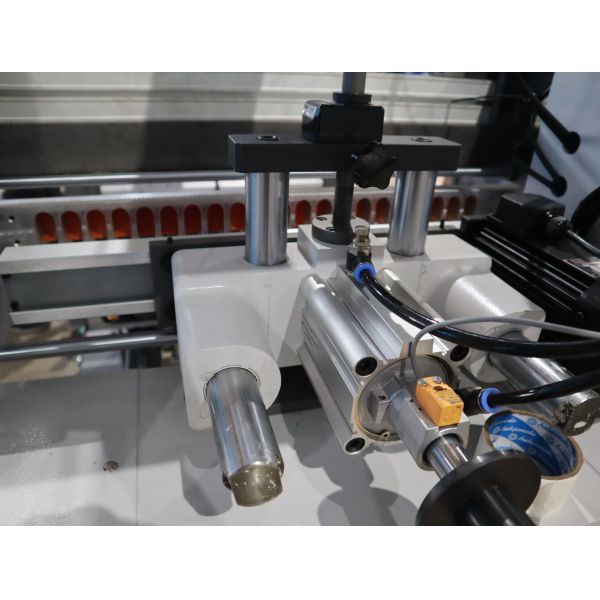 Foreuses de contreplaqué de meubles