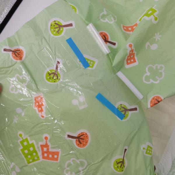 Leak Prevention Adult Baby Diaper Sample for OEM ODM Acceptable Embroidered Design