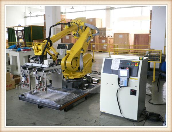 Automatic Robotic Bag Palletizer With PLC Touch Screen 1 Year Warranty
