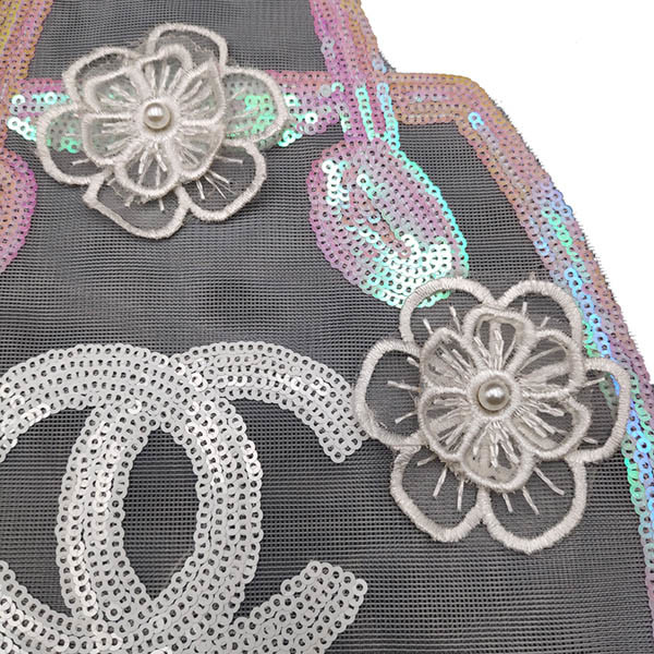 Brand Logo Sequin Embroidery Patches Washable With White / Black Flower
