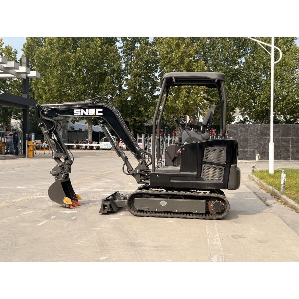 1.8 Ton Mini Excavator | Compact Hydraulic Small Digger for Construction