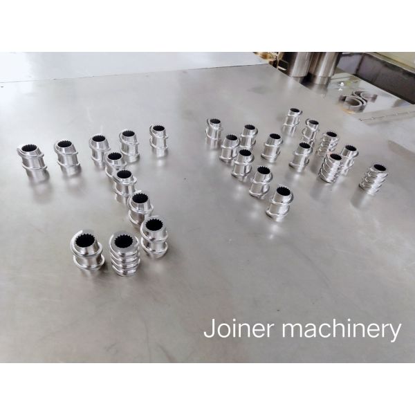 30 винтовой элемент Пелетные части машины Серебряный цвет Двойной винтовой дизайн