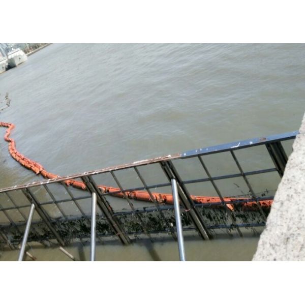 Solid Float Oil Containment Boom 280 - 900mm Draft For Protecting Water Environment