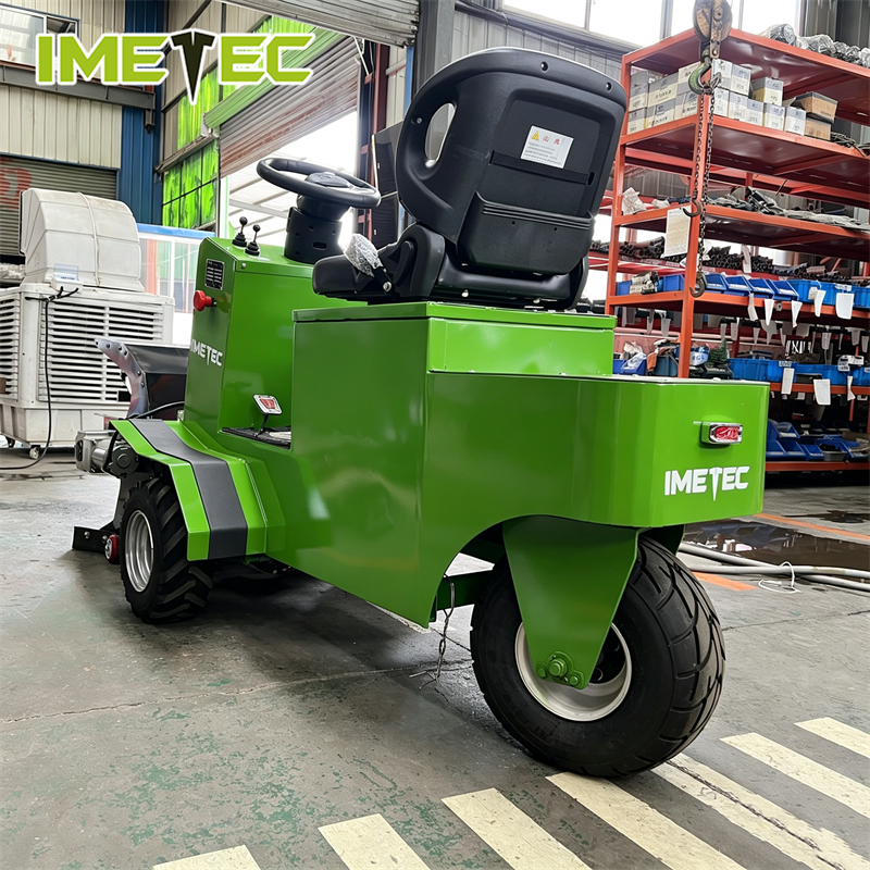Adjustable Electric Cow Feed Pusher 60V 72V For For Cattle Sheep Ranches