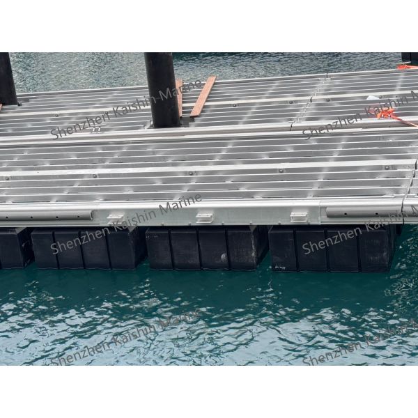 Marine-grade Aluminum Alloy 6061 T6 Finger Dock Floating Pontoon with Scratch Resistant Surface and Customized Size