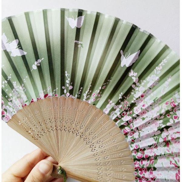 [I AM YOUR FANS] Sufficient Stock! Nice Silk Fabric Bamboo Ribs Fans butterfly Sakura Japanese Wedding Gift Floding Hand Fan