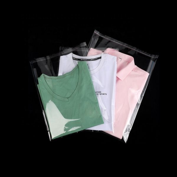 Bolsa de plástico transparente con cinta adhesiva