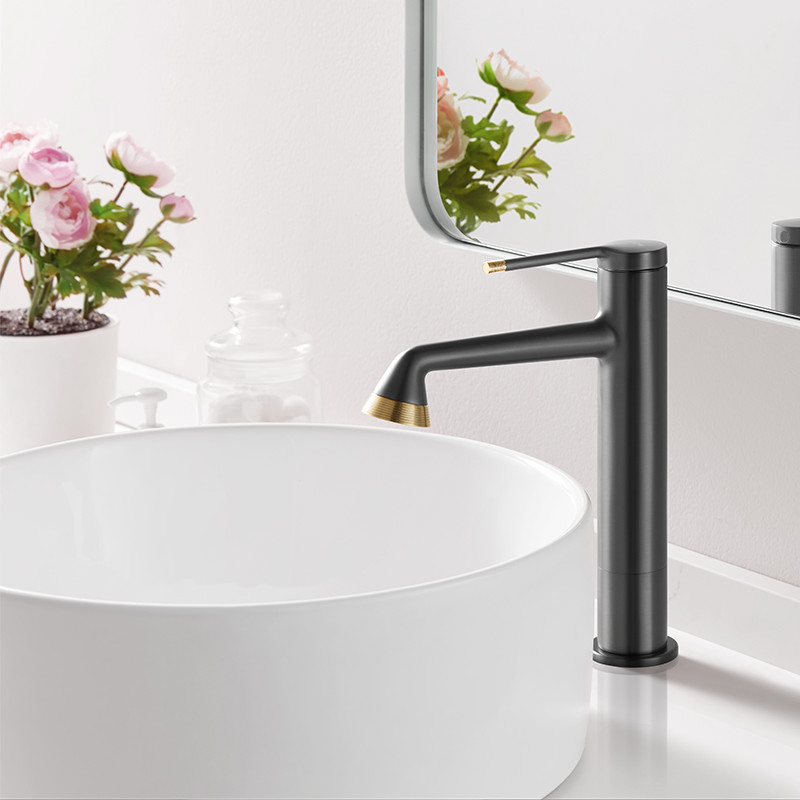 Современный серый цвет оружия Faucet смесителя таза 251mm отполировал поверхностное