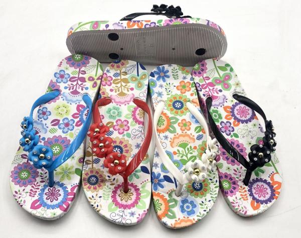 2020 New High quality cheap custom beach flip flops for women