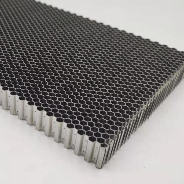 núcleo de favo de mel inoxidável 100x60mm de 10mm 300x300mm para o auto radiador