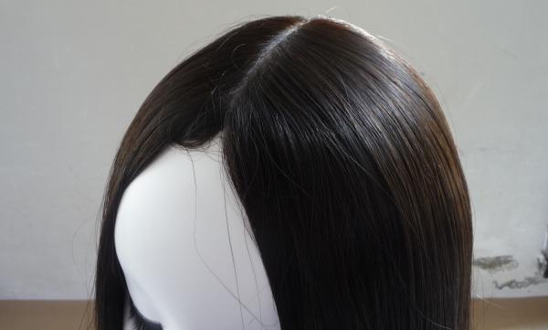 Des sangles réglables Pour cheveux humains Perruque pour femmes Perruques 130% Densité Noire