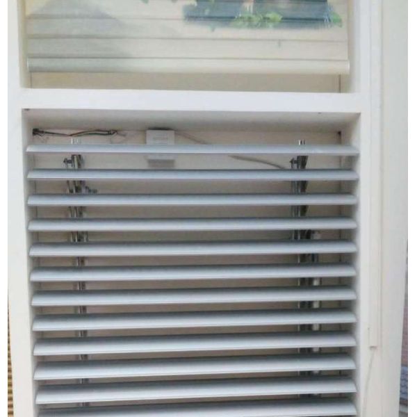 Ventilate motorized Aluminum Venetian Blinds for outdoor easy operation Customized