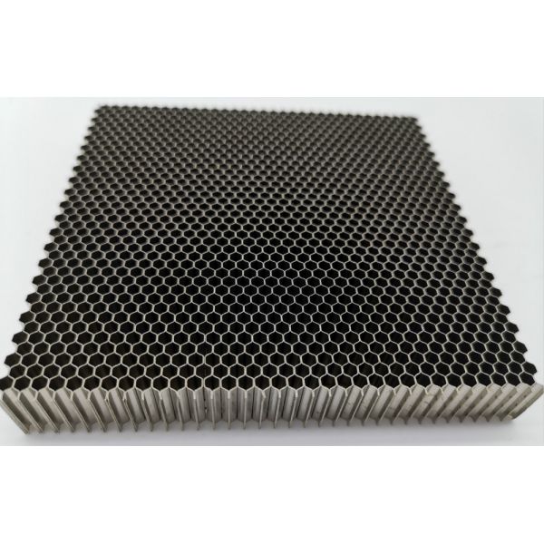 Exterior Facade AA5052 Aluminum Honeycomb Grid Core 10mm Aluminum Honeycomb Mesh