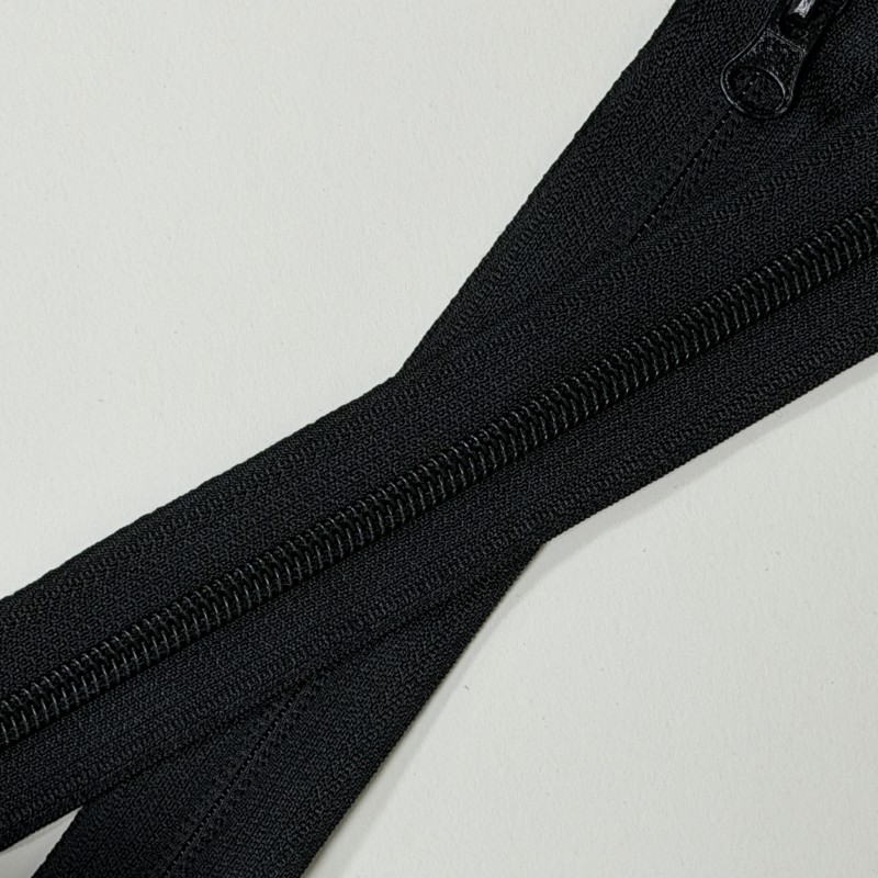 Highly Resilient #5 Nylon Zipper Eco Friendly Cotton Yarn Tape Material