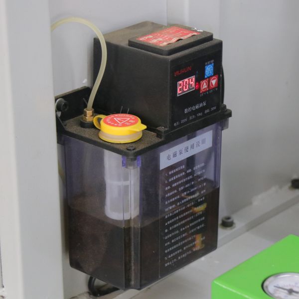 Hot Sale Edge Banding Machine with Double PUR Gluing Buffing Full Function 