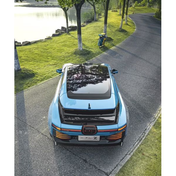 HiPhi Z Электрический роскошный автомобиль Интеллектуальное вождение 705 км Дальность 0-100 км / ч Ускорение 3,8 с