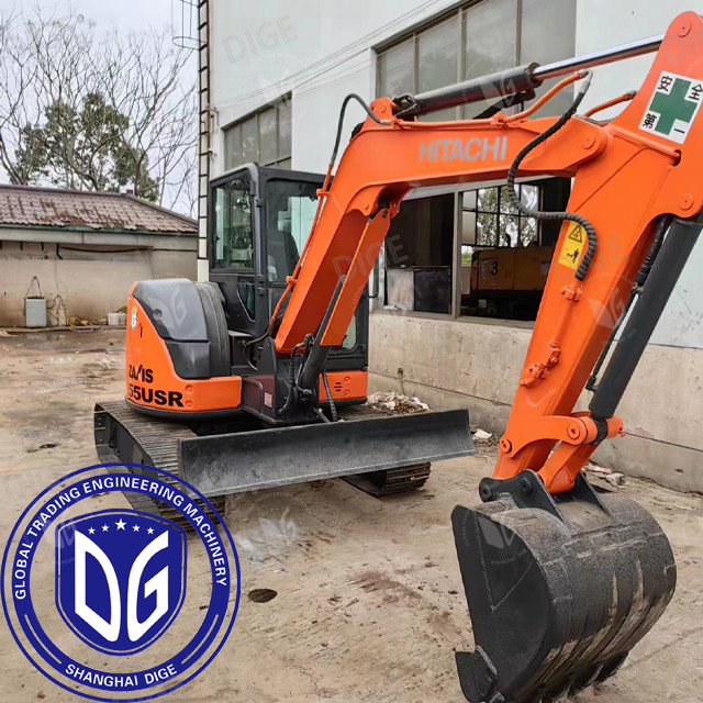 ZX55 5,5 тонны Использованный экскаватор Hitachi Совершенно компетентный легкий грузовой эксплуатации