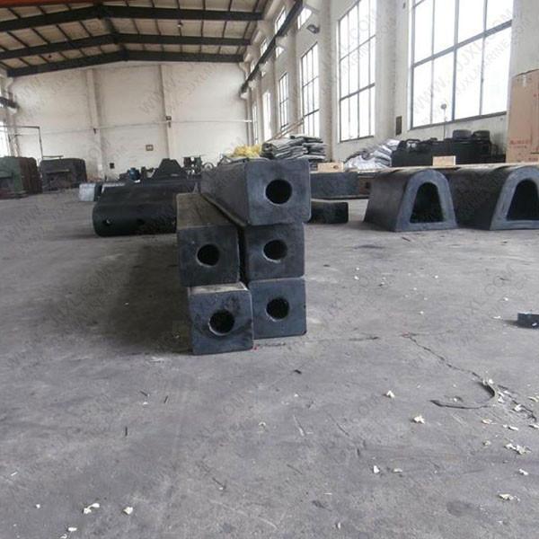 Square Rubber Fenders with D Bore, O Bore, Key Bore / Composite Rubber Fenders