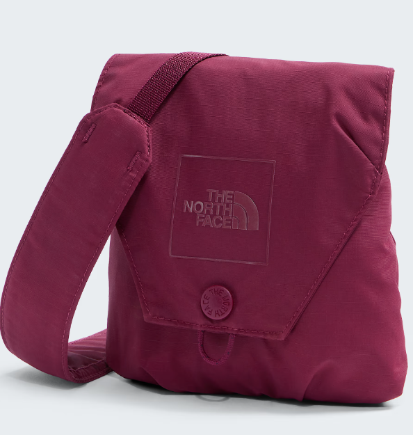 New lightweight and portable crossbody bag with a sleek design