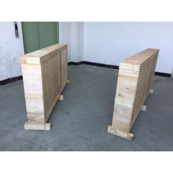 Free Standing Led Digital Signage , Lcd Advertising Display Windows I3 I5 1037k J1900