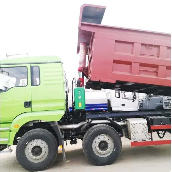 Shacman Dump Tipper Truck 8X4 Diesel Engine Heavy Duty Dumper Truck