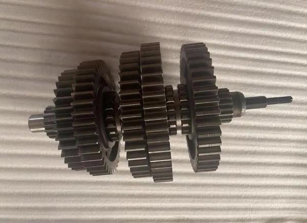 AZ2203040405 Transmission Spindles and Spindle Assembly for Sinotruk Howo Truck Gearbox Parts