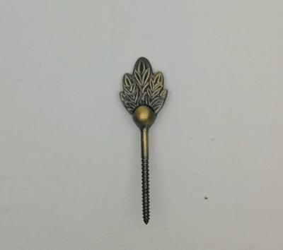 Parafusos de caixão em forma de folha 2.6*9cm Tamanho Decoração funerária Certificação SGS ZS08