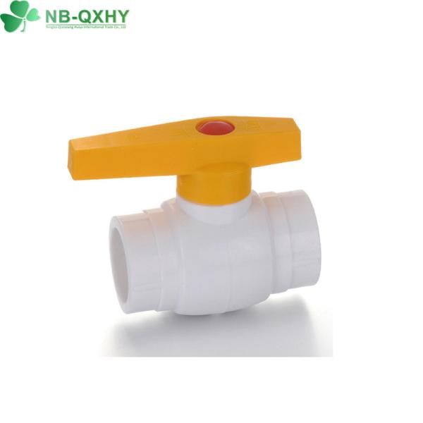 Válvula de esfera compacta de PVC para tubulação de água quente e fria para equipamentos de tubulação de alta temperatura
