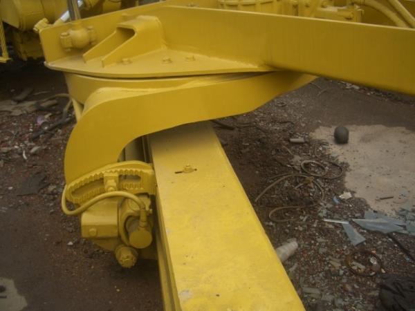 GD605R-2 komatsu Motor Grader earthmoving equipment  Oman India Myanmar Malaysia East Timo