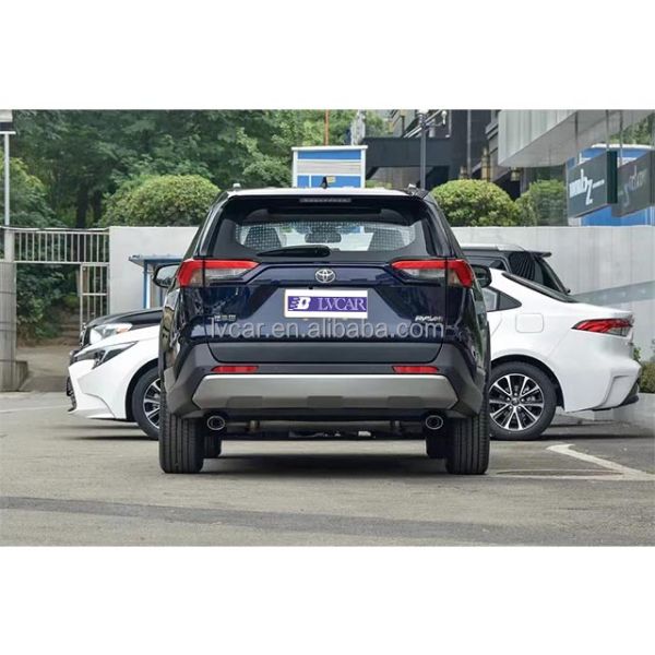 Control de velocidad ACC y posición de dirección del volante de la mano izquierda en el Toyota RAV4 2023