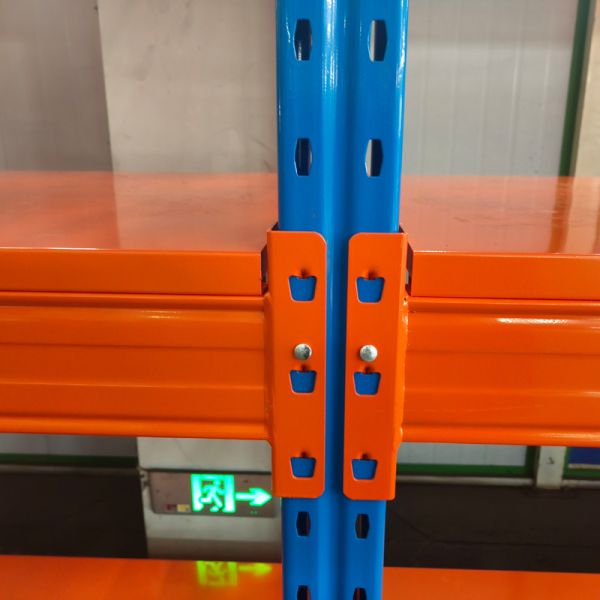Capacity 500kgs-4000kgs/shelf Steel Warehouse Pallet Rack Assembly Durable