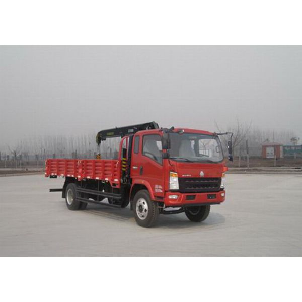 Light Duty Trucks Lorry Loading Crane Cummins Engine 11990 Kg