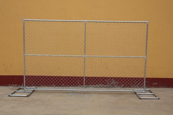 8'x10' constuction chain link mesh 2¼x2¼(57mmx57mm) diameter 11.5ga/2.75mm cross brace HDG 275 gram tubing 1¼32mm