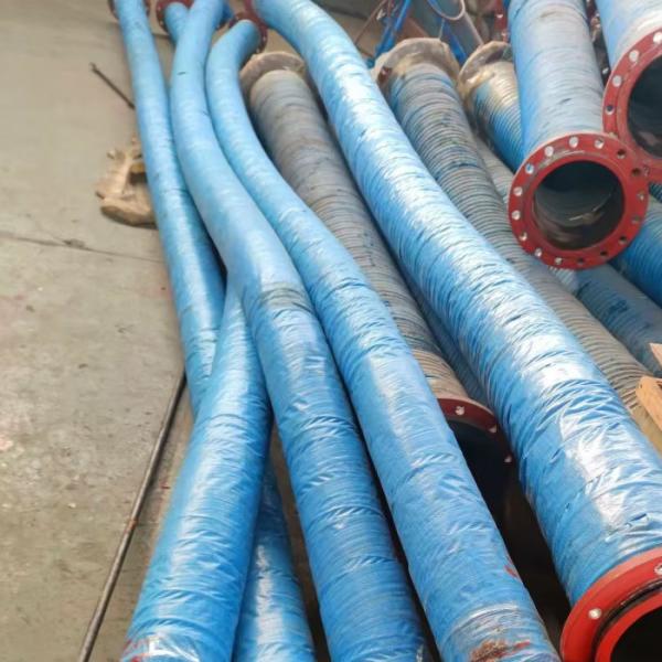 Livraison d'eau pompe souple drague de caoutchouc aspiration et tuyau industriel 32 pouces