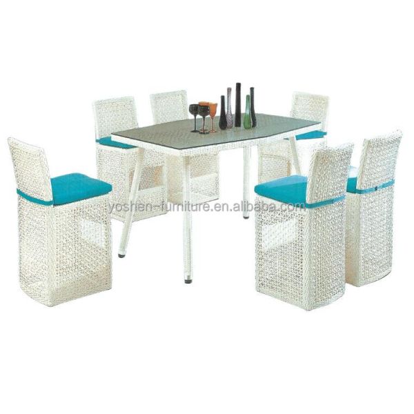 Modern Design Rattan Dining Set with Outdoor Dining Table and Chairs for Hotel & Park Use