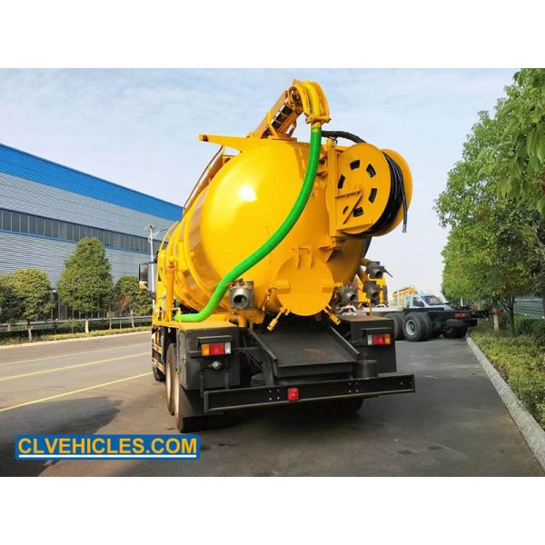 ISUZU GIGA Waste water Vacuum Truck 460hp 6x4 Heacy Duty 25ton