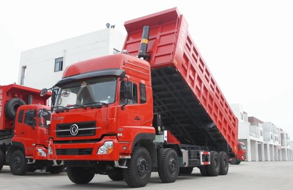 Flat Head Double Axle Dumper 12 Wheel 350hp 8X4 Elevador hidráulico camião de descarga pesado