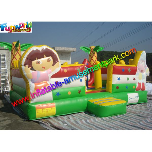 Подгонянный дом раздувного прыжока Доры скача с препоной внутрь