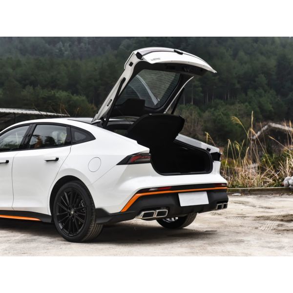 Чанган Qiyuan A06 Электромобиль внедорожник белый внешний цвет гибридный топливный тип