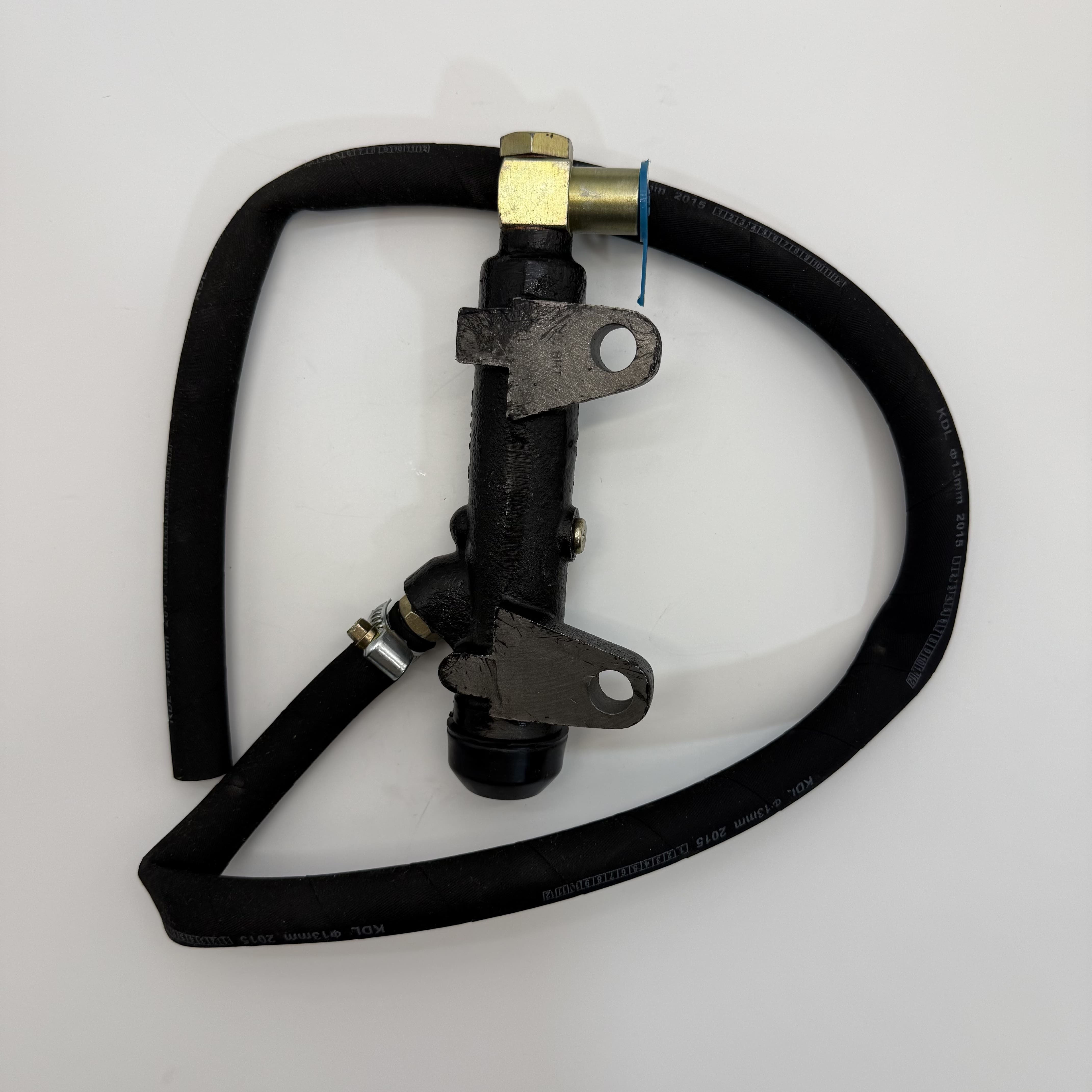 Bus Clutch Master Cylinder for Yutong, Kinglong, Youngman Neoplan, Dongfeng Medium and Large Passenger Coaches