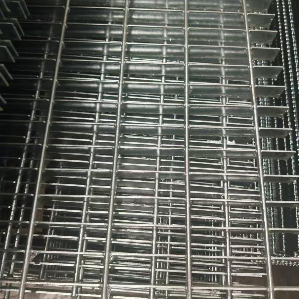 Steel Grating Trench Cover Essential Component For Safe And Smooth Traffic