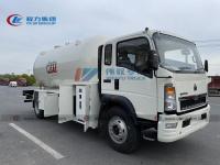 Camion-citerne aspirateur de queue écourtée de gaz de Sinotruk HOWO 4x2 15m3 12m3 LPG